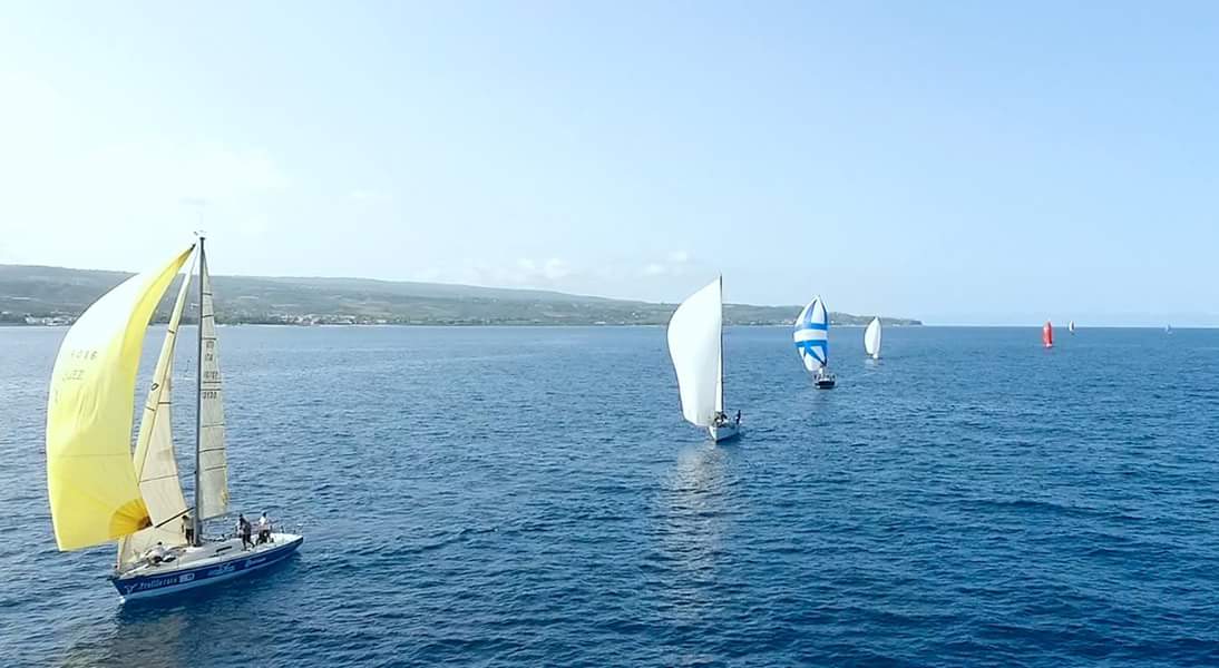 Le barche in navigazione durante la prima prova del campionato