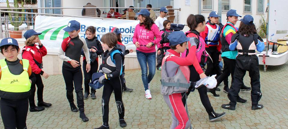 Scuola di vela le foto del raduno zonale Optimist di Crotone 